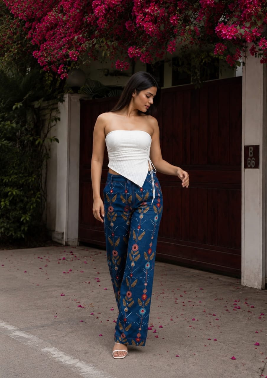 Women floral high-waist jeans